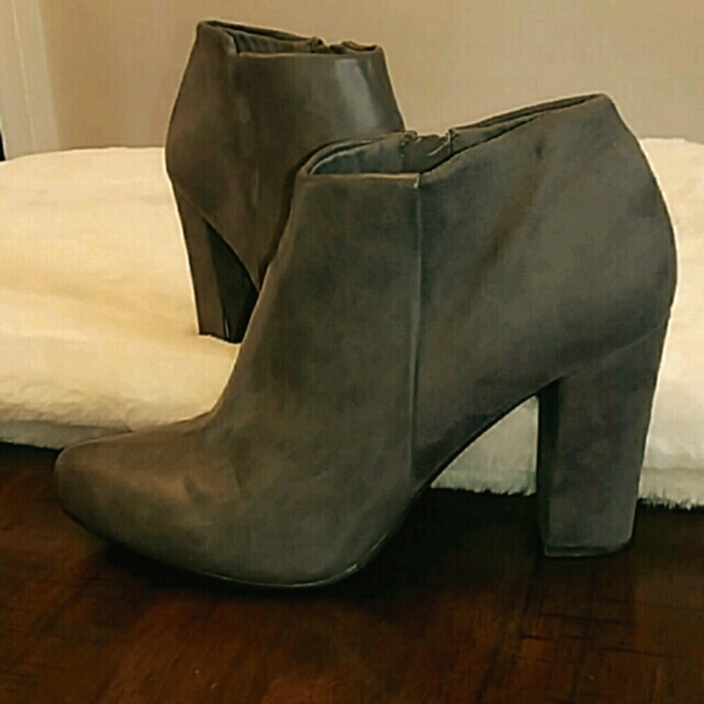 High Heel Booties - Picture 2 of 6